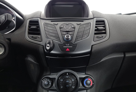 Ford Fiesta 2015 года с пробегом 131 500 км, фото 12