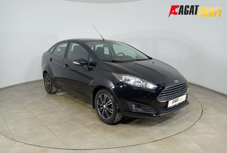 Ford Fiesta 2015 года с пробегом 131 500 км, фото 3