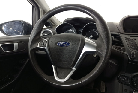 Ford Fiesta 2015 года с пробегом 131 500 км, фото 9