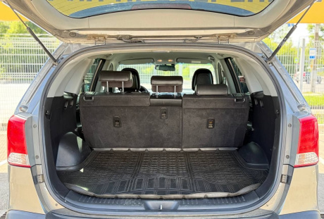 Kia Sorento 2012 года с пробегом 216 696 км, фото 21