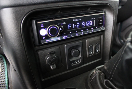 LADA Niva Travel 2023 года с пробегом 15 221 км, фото 19