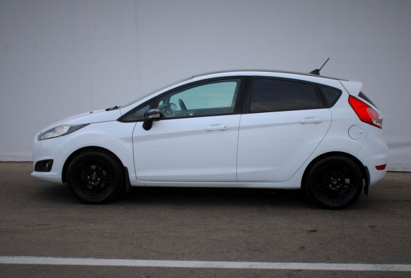 Ford Fiesta 2017 года с пробегом 130 302 км, фото 4