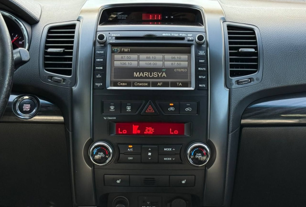 Kia Sorento 2012 года с пробегом 216 696 км, фото 13