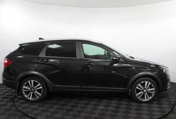LADA Vesta SW Cross 2019 года с пробегом 55 574 км, фото 4