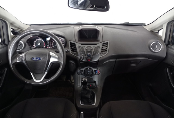 Ford Fiesta 2015 года с пробегом 131 500 км, фото 11