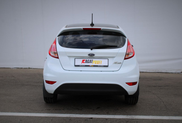 Ford Fiesta 2017 года с пробегом 130 302 км, фото 6