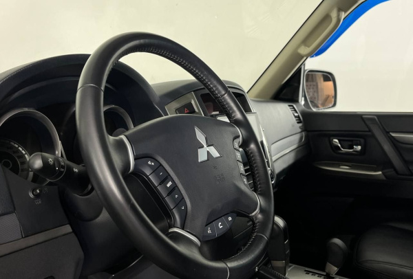 Mitsubishi Pajero 2021 года с пробегом 32 001 км, фото 13