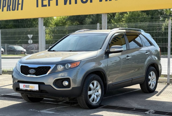 Kia Sorento 2012 года с пробегом 216 696 км, фото 1