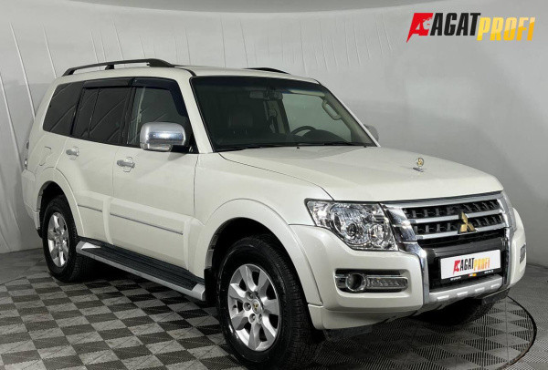 Mitsubishi Pajero 2021 года с пробегом 32 001 км, фото 3