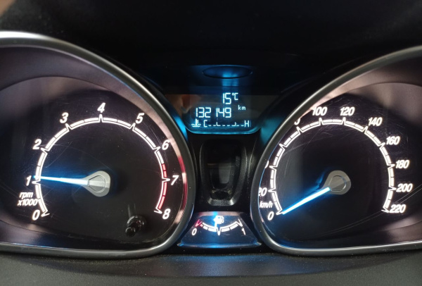 Ford Fiesta 2015 года с пробегом 131 500 км, фото 10